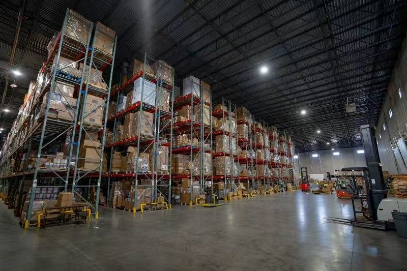 High-bay racking in a Logistar warehouse